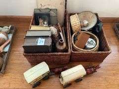 Travel Artifacts/Decor