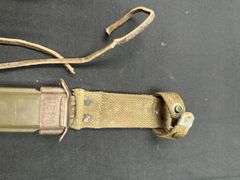 (2)-US M4 Bayonets w/M8 Scabbards
