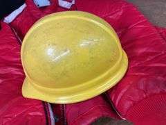 (2) IH Jacket + Hard Hat