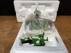 1/16 John Deere 40T w/Plow Collectors Center NIB Ertl