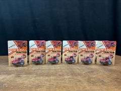 (12) 1/64 IH 5088 Pow-R-Pull NIB Ertl