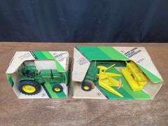 (2) 1/16 John Deere 950 + Forage Harvester NIB Ertl