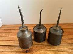 (3) Oil Cans