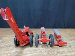 (3) 1/16 Tru-Scale Tractors Carter
