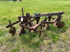 John Deere 145 Plow
