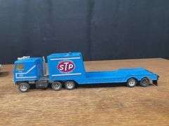 (5) Racing Trucks and Cars