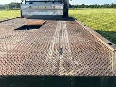 International Semi with Flatbed