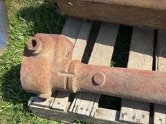 Model G Pedestals and Axle Shafts