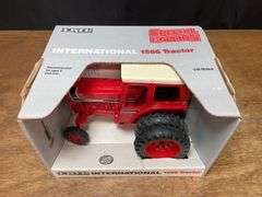 1/16 IH 1566 NIB Ertl