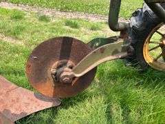 John Deere 52 Plow