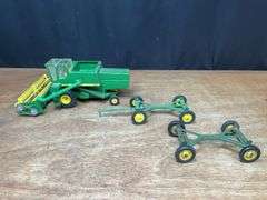 (3) John Deere 6600 Combine + Running Gears