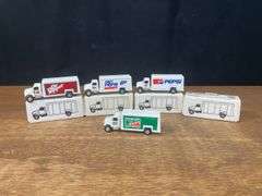 (4) 1/64 Beverage Trucks NIB Ertl
