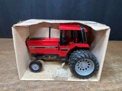 1/16 IH 5288 NIB Ertl