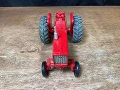 1/16 Farmall 706 1992 Ontario NIB SM