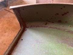 John Deere Unstyled Fenders