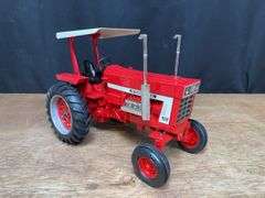 1/16 IH 1468 1995 Lafayette NIB Ertl