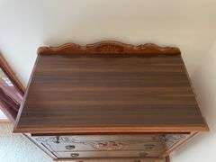 Vintage Chest of Drawers