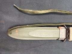 (2)-US M4 Bayonets w/M8 Scabbards