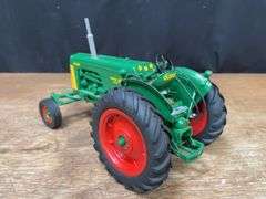 1/16 Oliver Super 88 NIB C&M