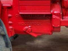 1/16 Farmall 706 1992 Ontario NIB SM
