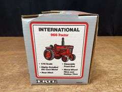 1/16 IH 966 NIB Ertl