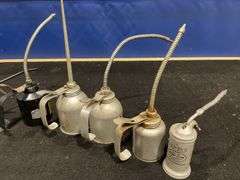 (7) Oil Cans