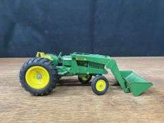(2) 1/16 John Deere 80 + 2040 w/Loader Ertl