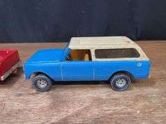 (2) 1/16 IH Scout Trucks Ertl