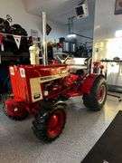 International Harvester Half-Scale IH 806 Wheatland FWA