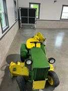 1967 John Deere 112 Hydraulic Lift