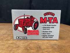 1/16 Farmall Super M-TA NIB Ertl