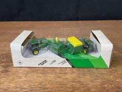 (4) 1/64 + 1/43 John Deere