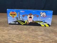 (5) 1/24 NASCAR
