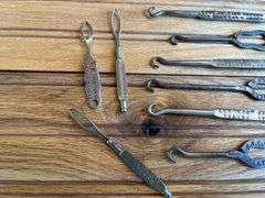 (14) Shoe Button Hooks