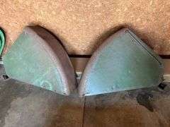 John Deere Unstyled Fenders