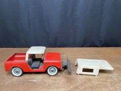 IH Scout Truck Cater Tru-Scale