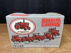 1/16 IH 966 NIB Ertl