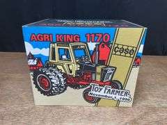 1/16 Case 1170 Demonstrator 1996 NFTS NIB Ertl