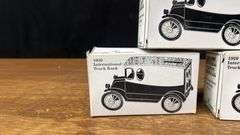 (4) Trucks NIB