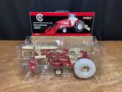 1/16 IH 460 w/Loader 2009 Red Power NIB Ertl