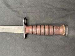 US Camillus M4 Bayonet w/M8A1 Scabbard