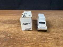 (4) 1/64 Beverage Trucks NIB Ertl