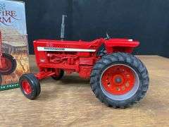 1/16 IH 826 Fox Fire Farm NIB Ertl