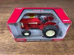 1/16 IH 350 NIB Ertl
