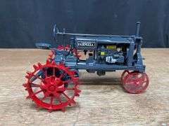 1/16 Farmall Regular Precision Ertl