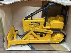 1/16 John Deere 450 Crawler NIB Ertl