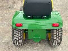 BEAUTIFULLY RESTORED 1972 John Deere 112 Garden Tractor