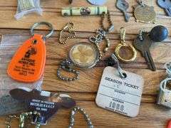 Keychain Lot
