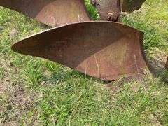 John Deere 145 Plow