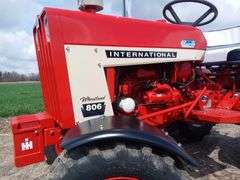 International Harvester Half-Scale IH 806 Wheatland FWA